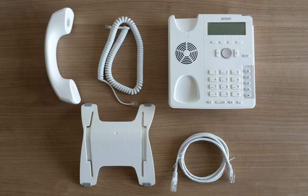 Snom D715 white IP phone - box content